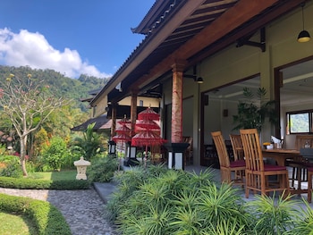 nirarta centre for living awareness