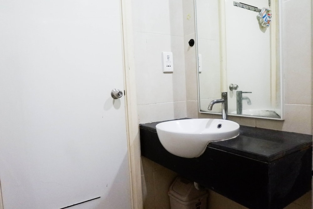 strategic 2br apartment at trillium residence