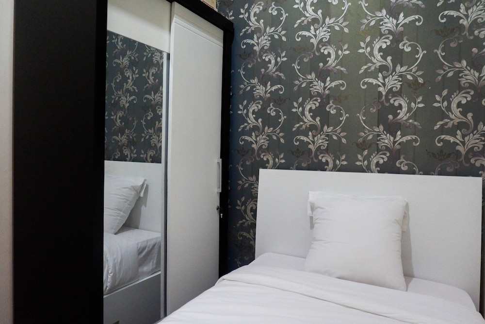 strategic 2br apartment at trillium residence