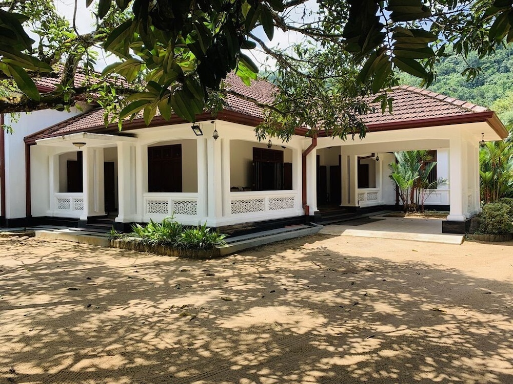 randiya epiliyagoda resort