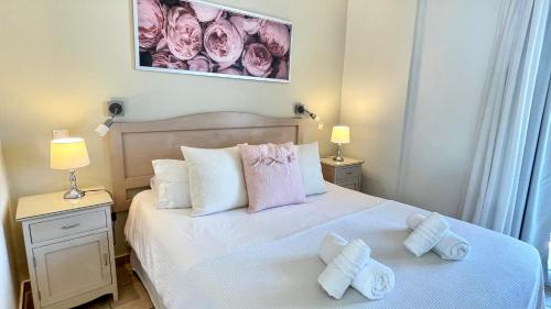 Sebastians Family Hotel & Taverna,,3 star