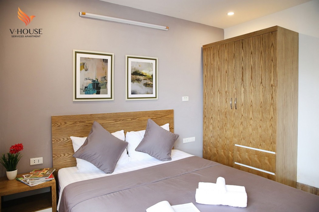 v house 5 serviced apartment