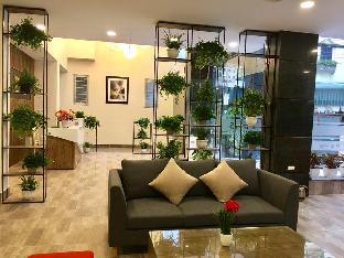 v house 5 serviced apartment