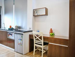 v house 5 serviced apartment