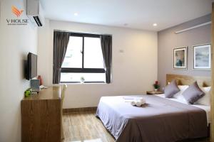 v house 5 serviced apartment