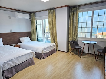 sea cliff hotel jeju