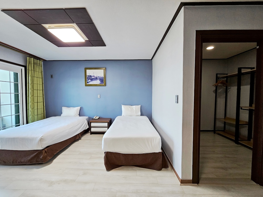 sea cliff hotel jeju