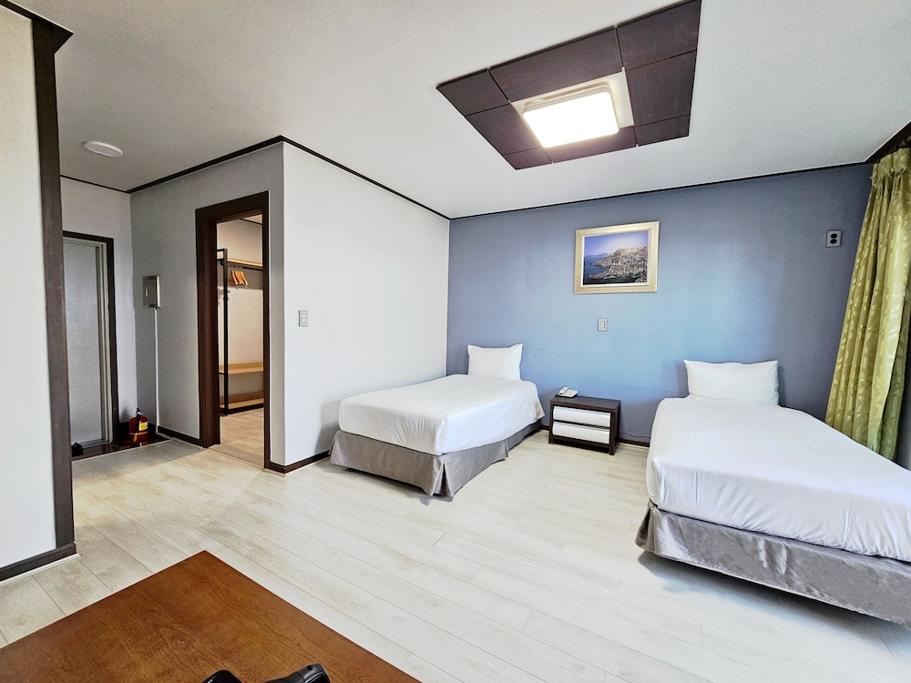 sea cliff hotel jeju