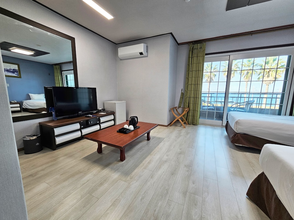 sea cliff hotel jeju