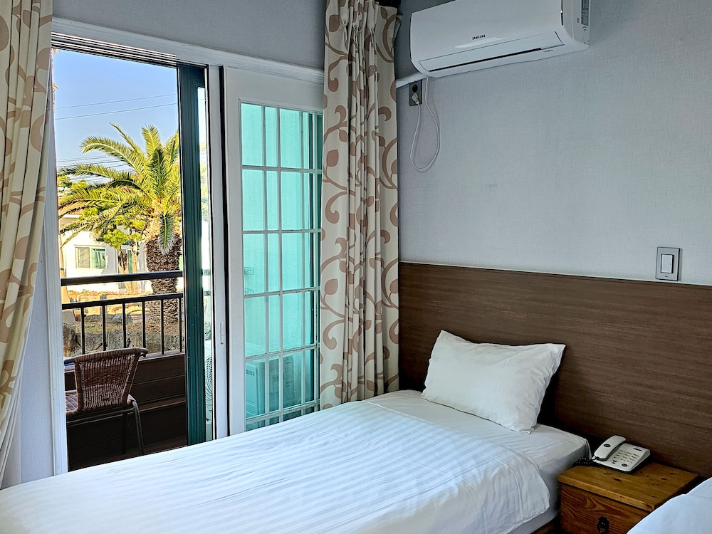 sea cliff hotel jeju