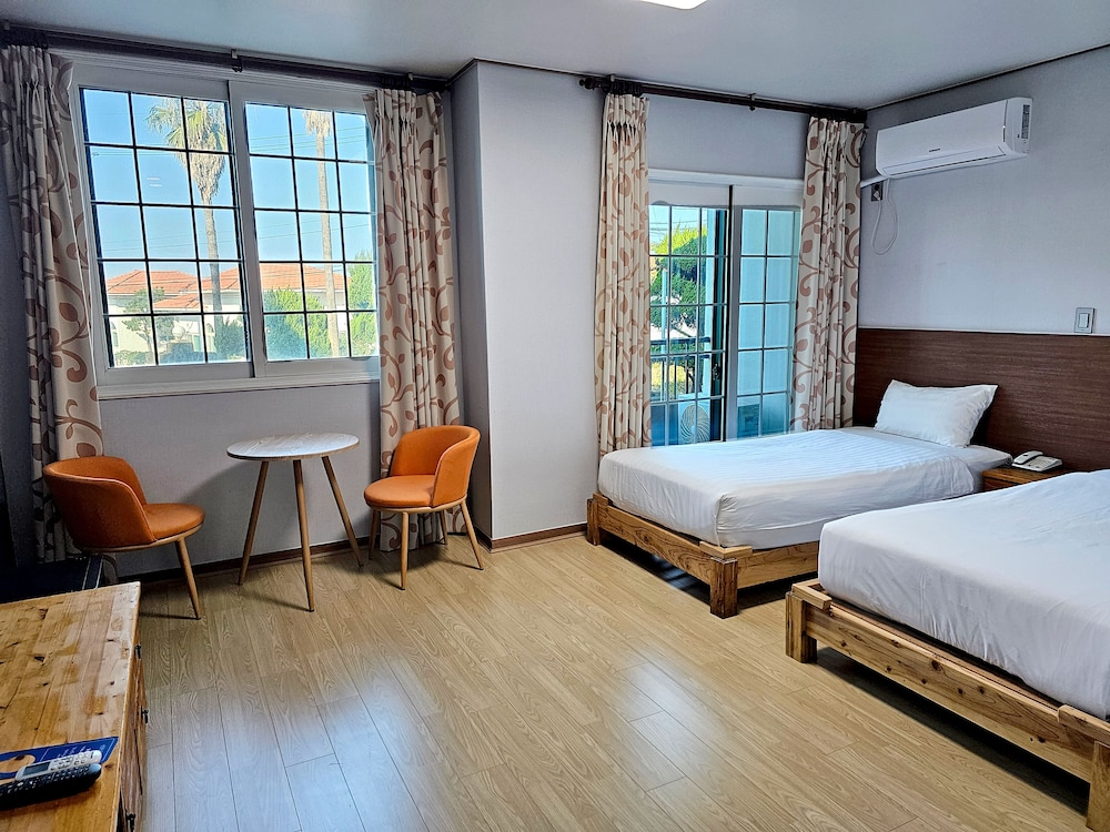 sea cliff hotel jeju