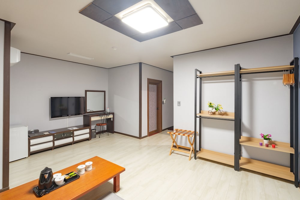 sea cliff hotel jeju