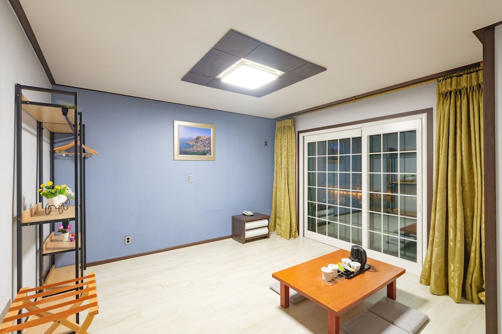 sea cliff hotel jeju