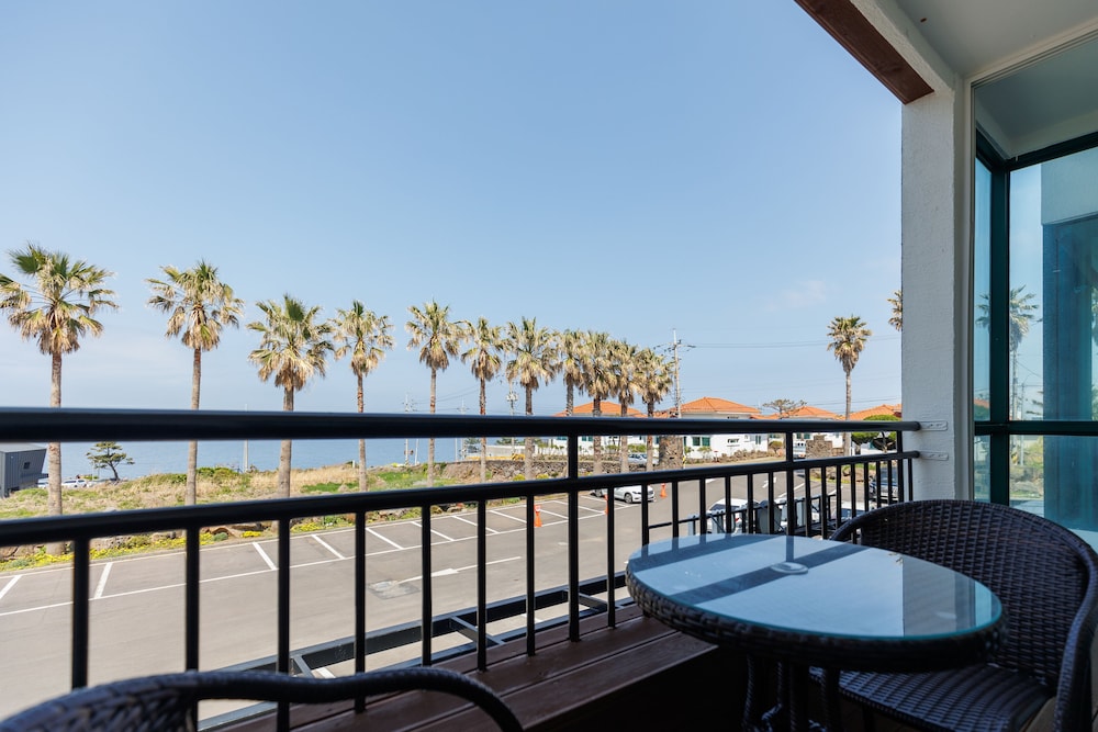 sea cliff hotel jeju