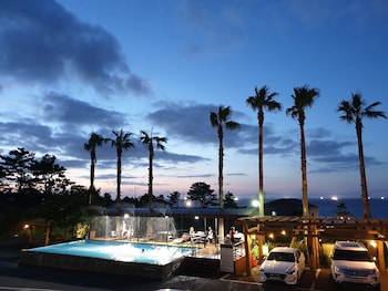 sea cliff hotel jeju