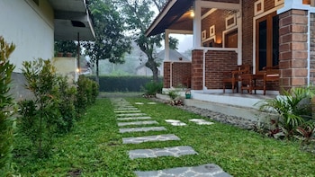 genthong homestay hostel