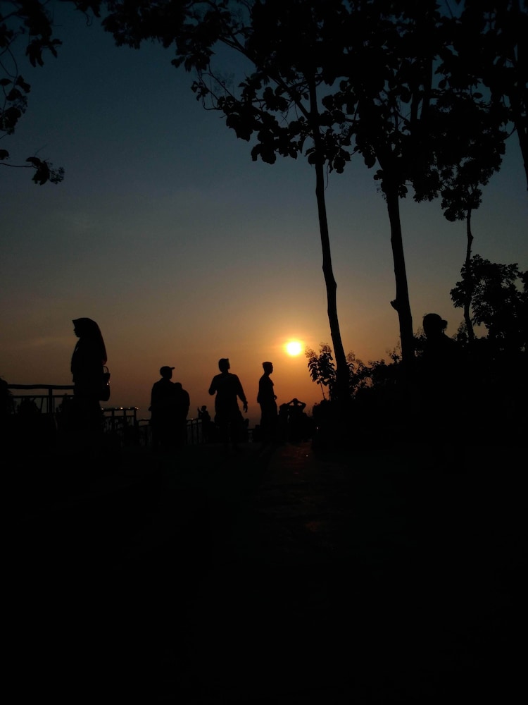 genthong homestay hostel