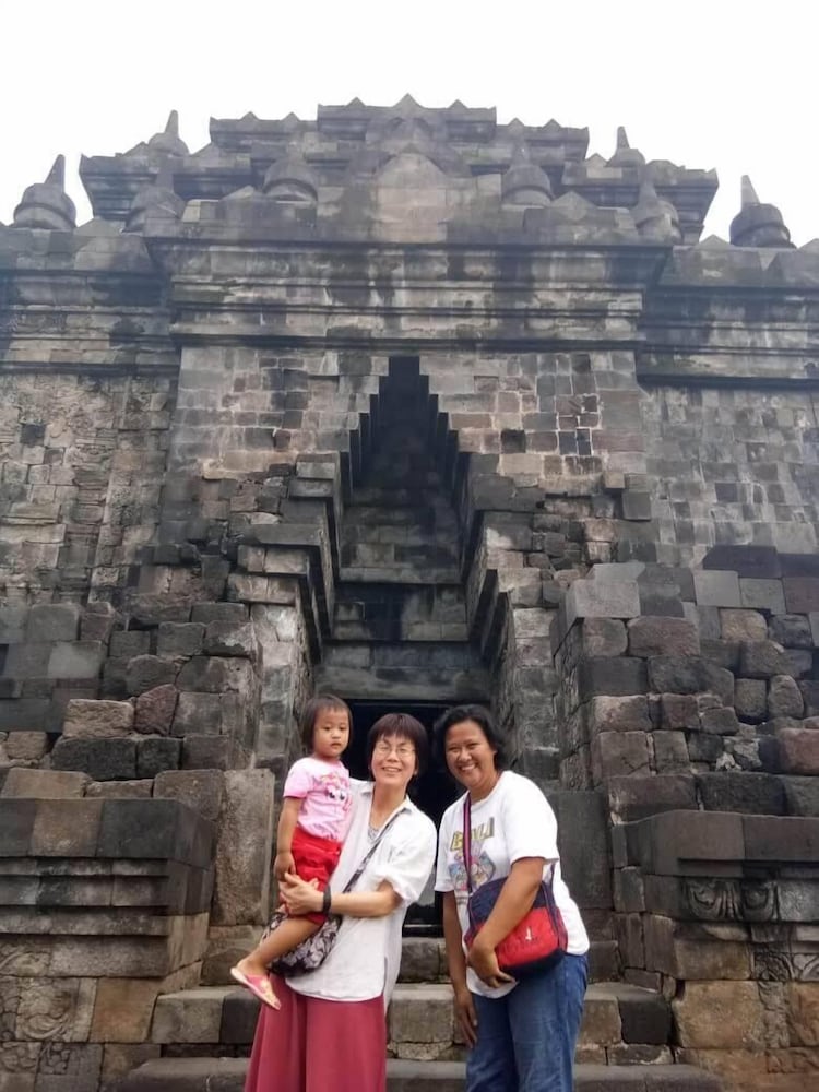 genthong homestay hostel