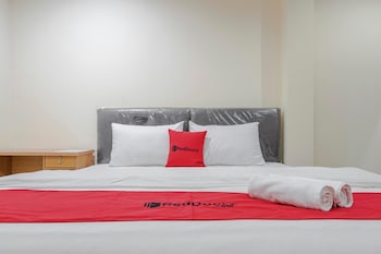 reddoorz jalan biak roxy jakarta