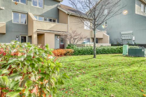 Wintergreen Condos,Owen Sound>>Collingwood,3.5 star