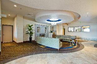 holiday inn express and suites denver east peoria street by ihg