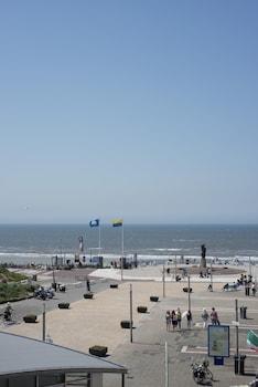 amsterdam beach hotel