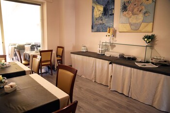 hotel sogni doro airport