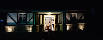 romance valley loversleap cottage