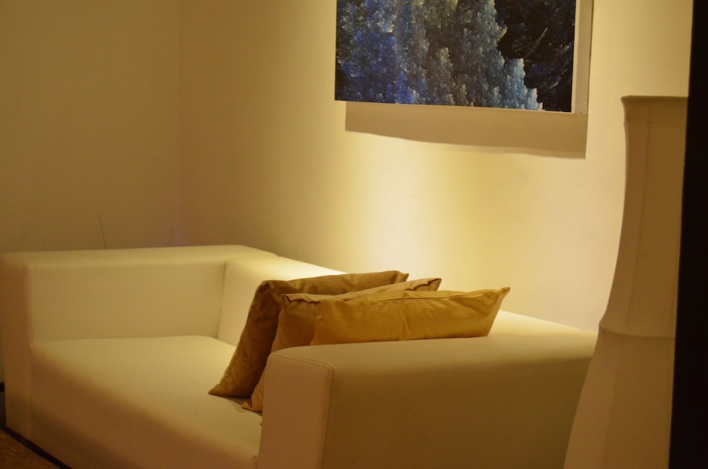 romance valley loversleap cottage