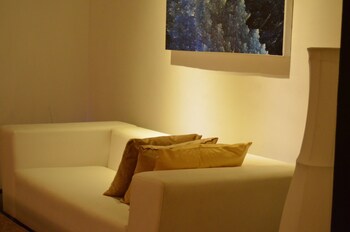 romance valley loversleap cottage