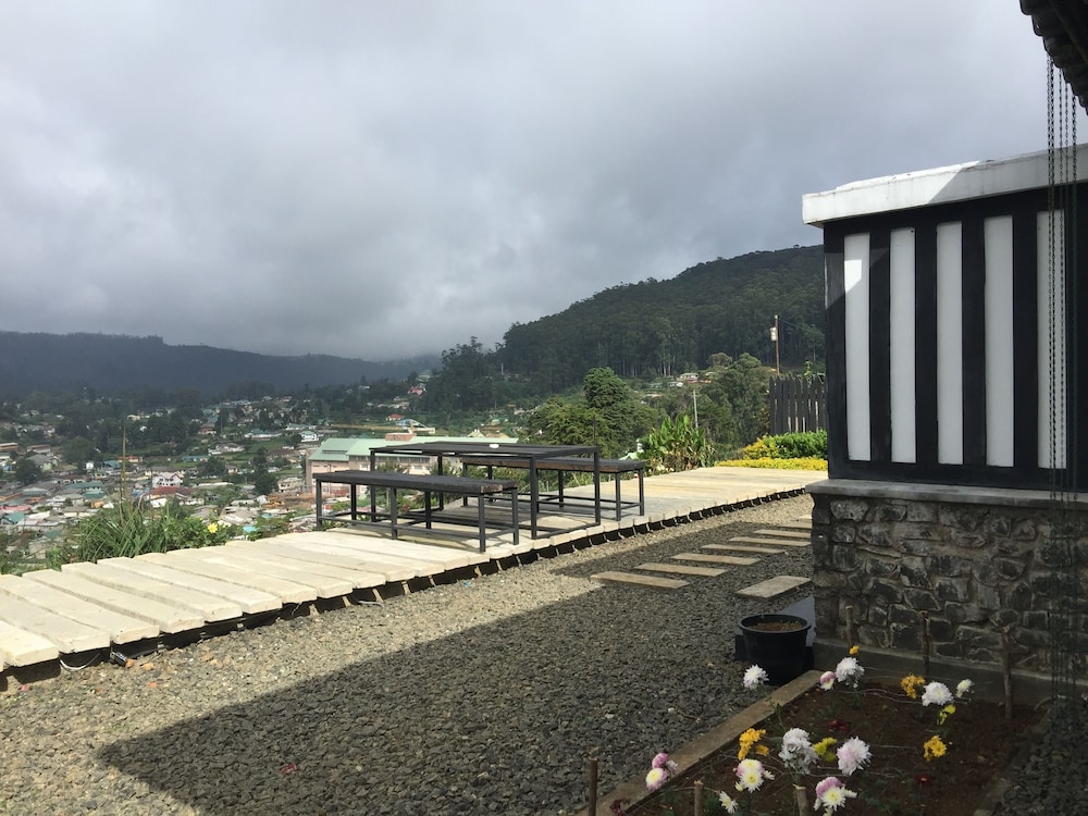 romance valley loversleap cottage