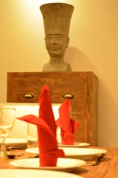 romance valley loversleap cottage