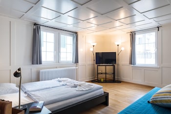 hitrental zeughausgasse apartments