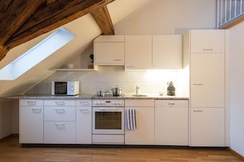hitrental zeughausgasse apartments