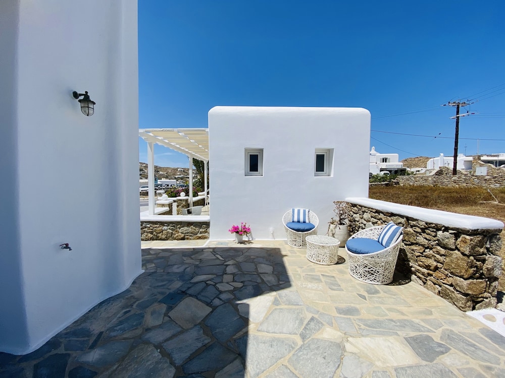 eleftheria hotel