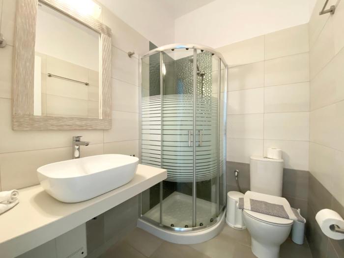 eleftheria hotel