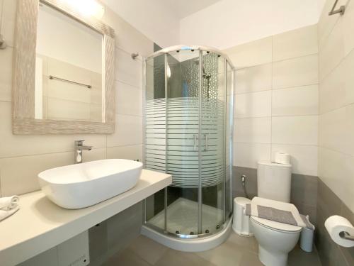 eleftheria hotel