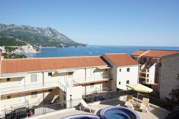 apartments becici sunset