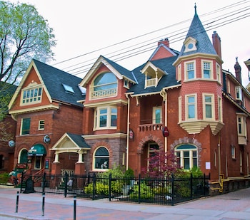madison manor boutique hotel