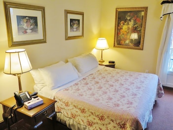 madison manor boutique hotel