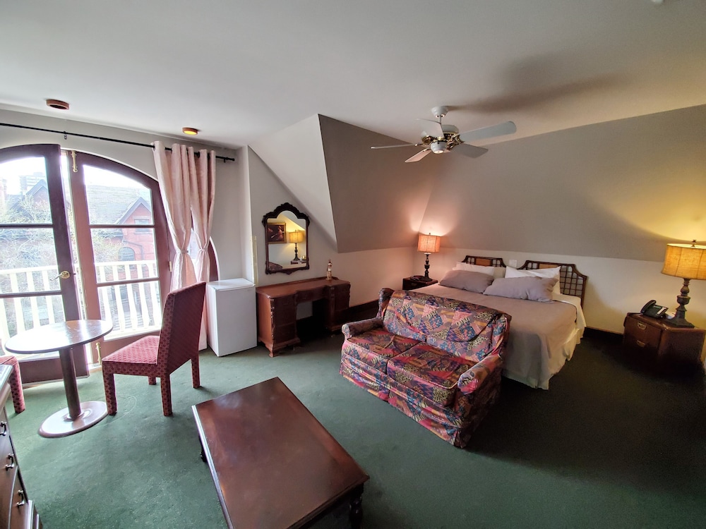 madison manor boutique hotel