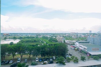 minimalist 2br apartment at dian regency