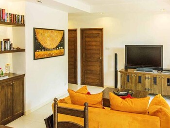 away las tortugas beachfront