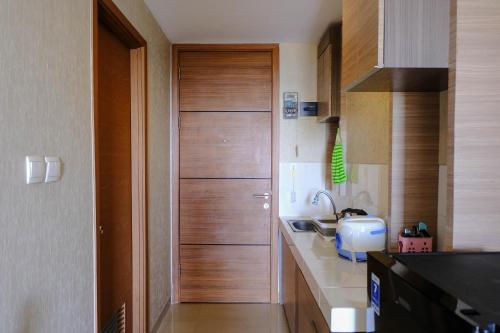 stylish and comfortable studio at beverly dago apartment by travelio