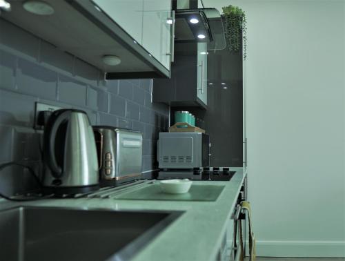 sapphire house apartments