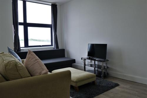 sapphire house apartments