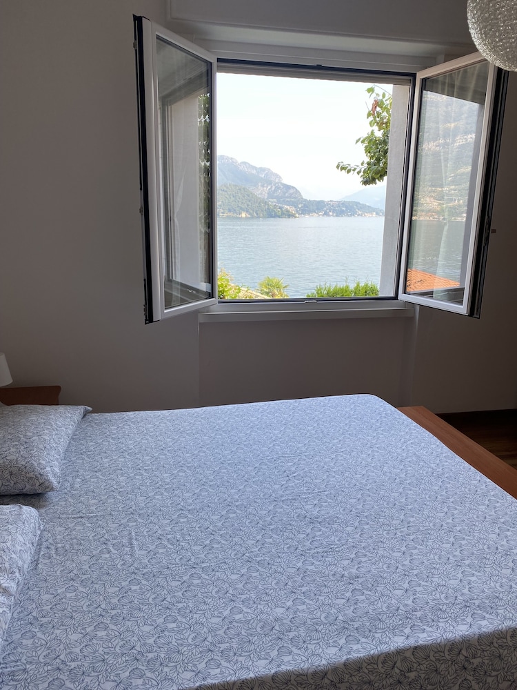 sosta sul lago