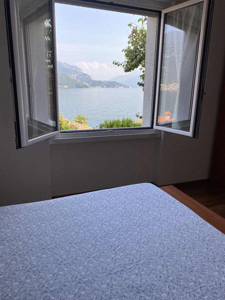 sosta sul lago