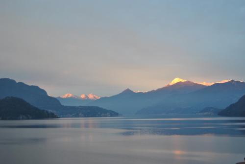 sosta sul lago