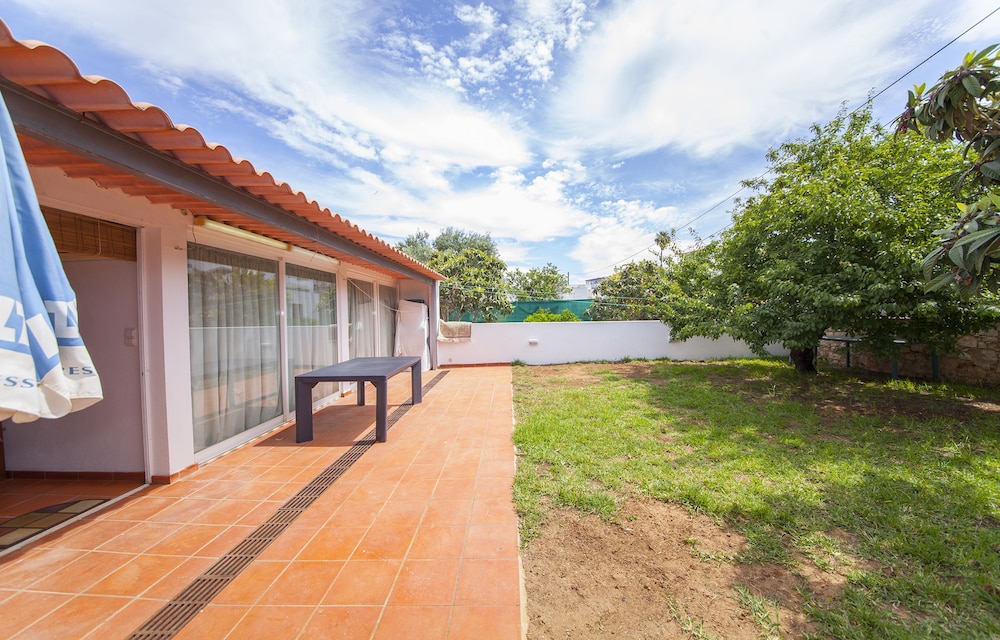 d10 ferragudo townhouse by dreamalgarve
